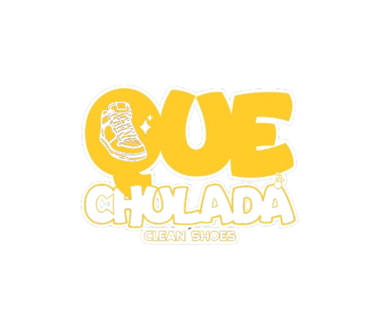 Qué Chulada Clean Shoes Logo